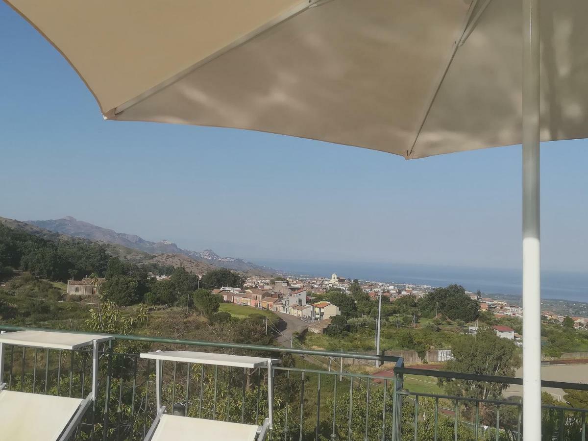 Villa Capogrecale - Piscina Riscaldata بيديمونتي إتنيو المظهر الخارجي الصورة